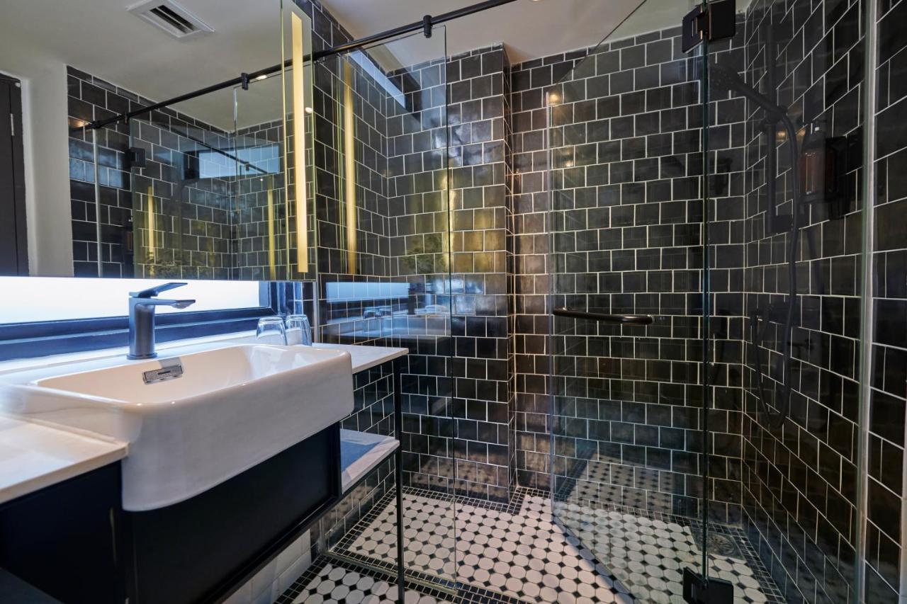 J-Hotel By Dorsett Куала Лумпур Екстериор снимка
