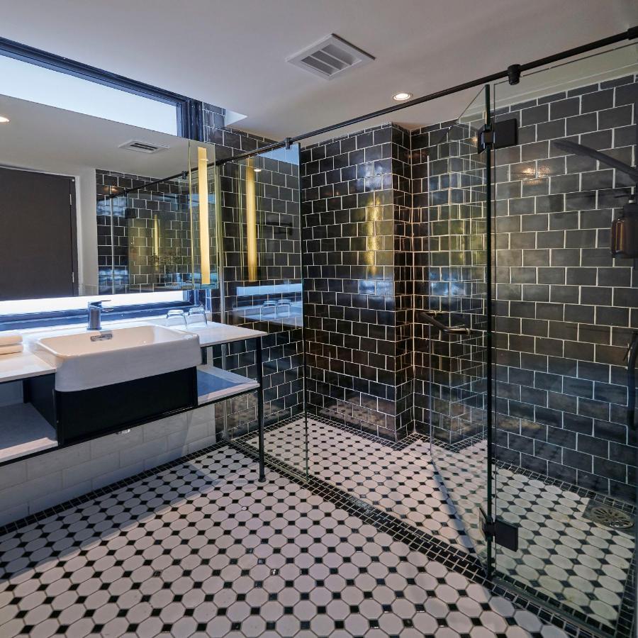 J-Hotel By Dorsett Куала Лумпур Екстериор снимка